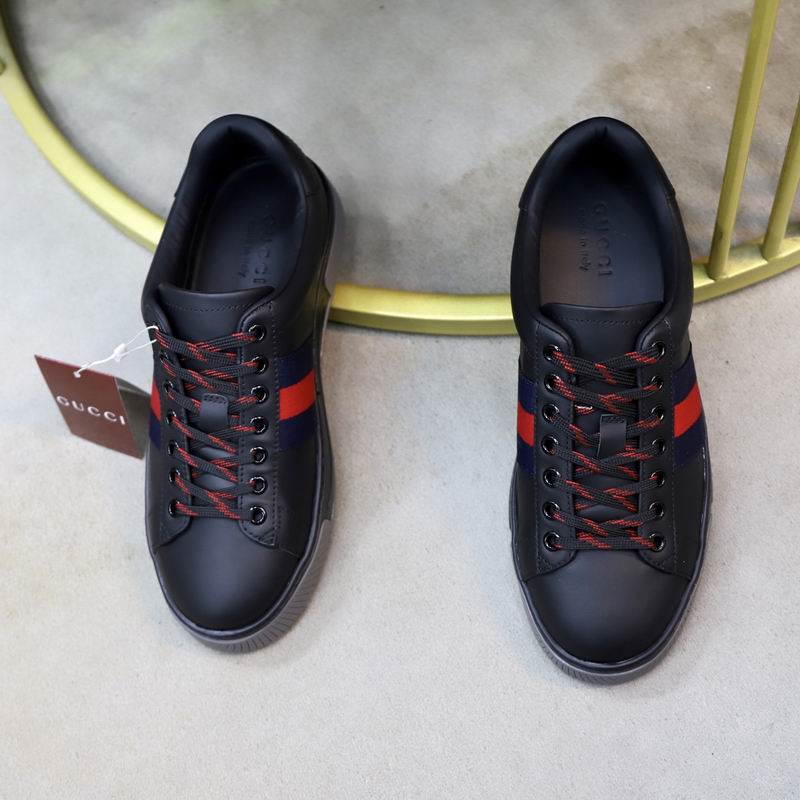 Luxury Black Stripe Designer Sneakers