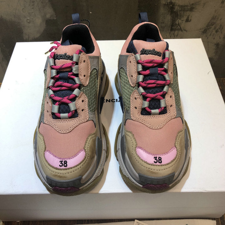 Balenciaga Triple S Pink Beige Sneake