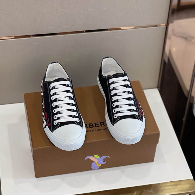 Classic Canvas Street Sneakers